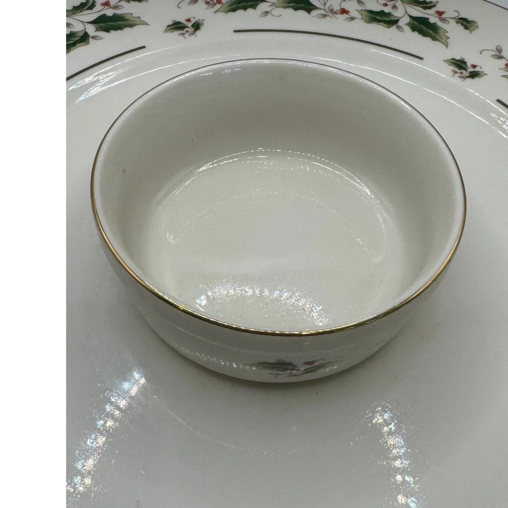Fine China Japan Christmas Holly Berry Chip‎ and Dip Serving Set Gold Trim 1pc